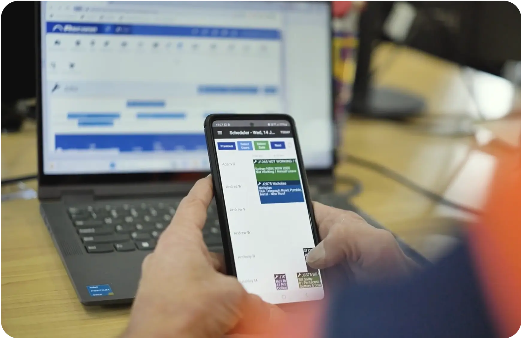 Mobile scheduling for iOS and Android