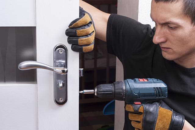 Tradie completing a digital safety form on phone
